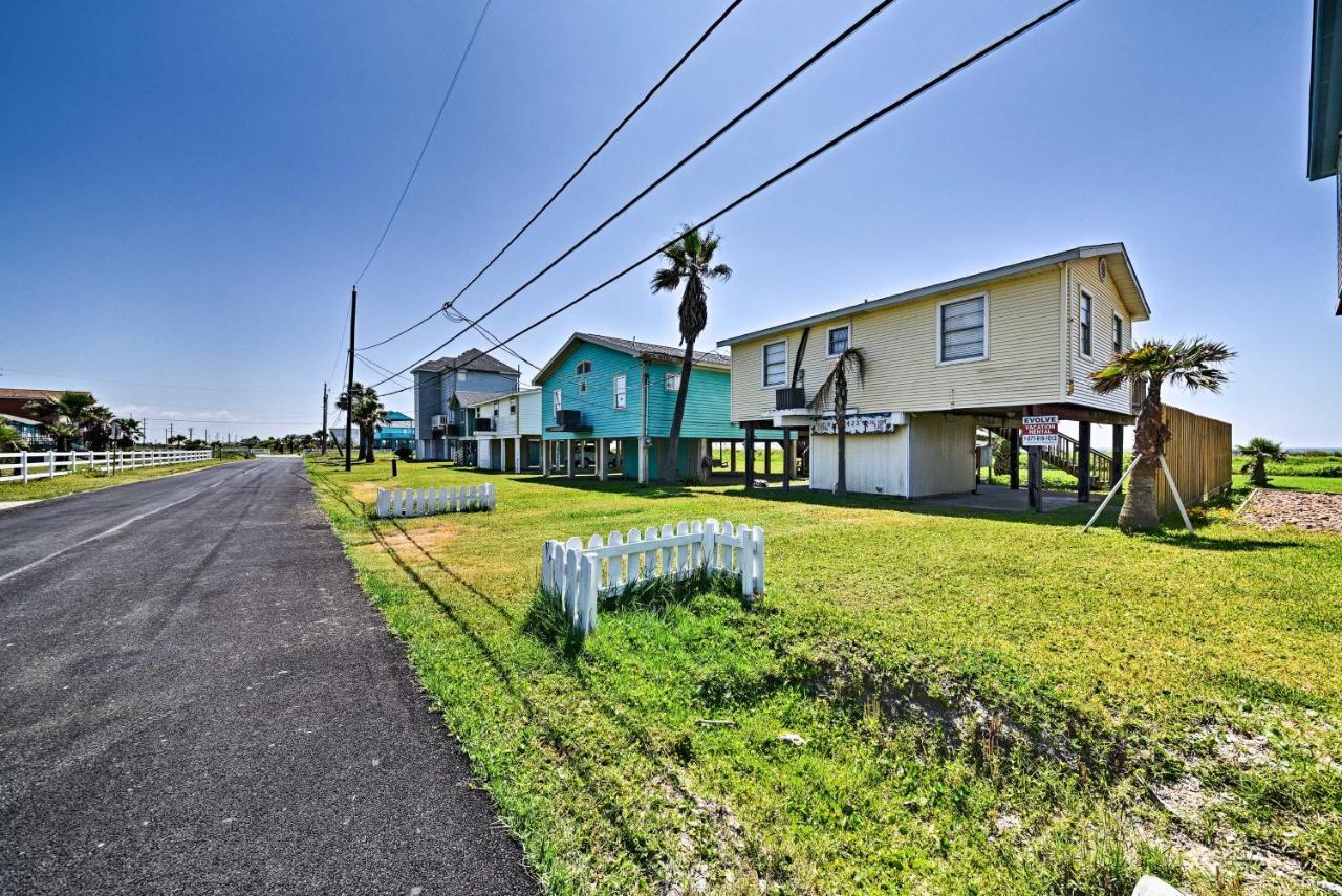 Galveston Beach House With Private Deck And Gulf Views Exterior photo